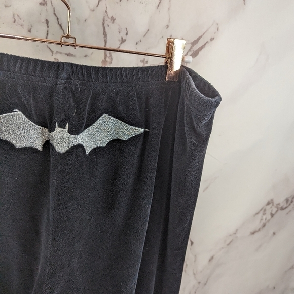 Dolls Kill X Monsters Pants Women 2X Black Flare Wide Leg Velour Bat Embroidered - Picture 12 of 13